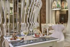 DELPHIN IMPERIAL Restaurants